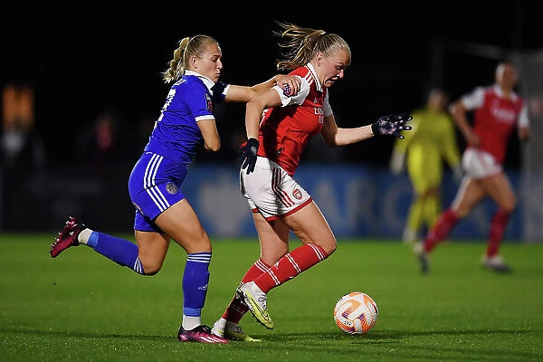 Arsenal vs Leicester City: A Battle for Control in the FA Women's Super League